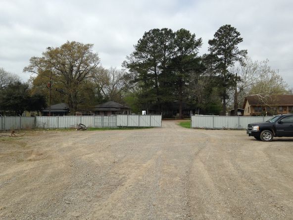 494 Lincoln St, Canton, MS 39046